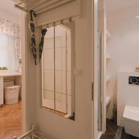 Apartman Cozy In The Historical Part Of 7 *