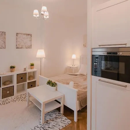 Cozy In The Historical Part Of 7 Prága